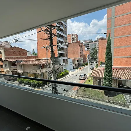 Comodo Y Amplio Apartamento En Laureles Medellín Exterior foto